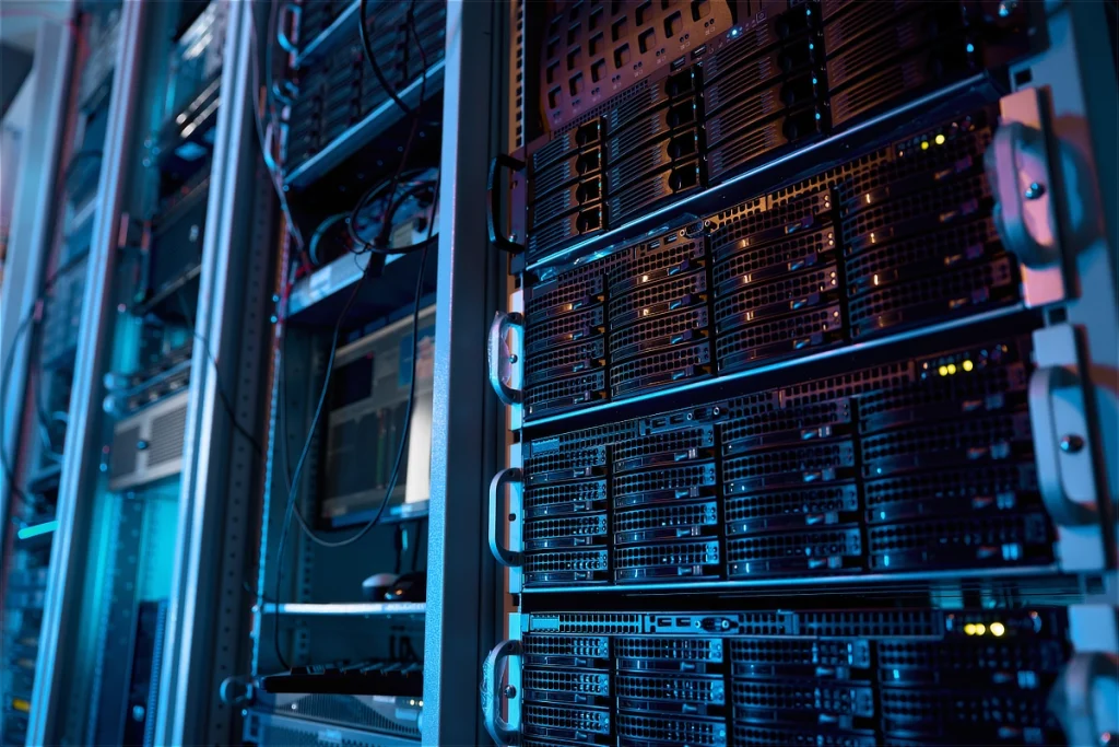 sodium-ion batteries for data centres from PowerAhead Group